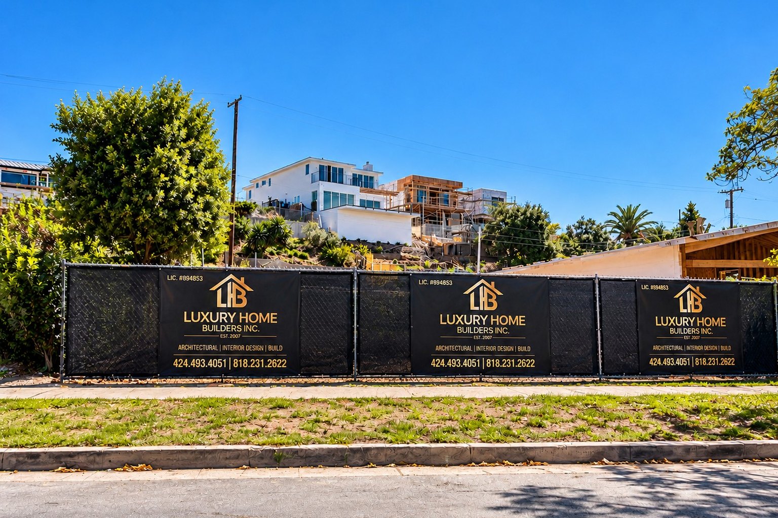 Luxury Home Builders site fencing on Radcliffe Avenue in Pacific Palisades